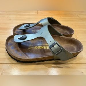 Birkenstock Gizeh Birko-Flor® sandals in silver EU 37 regular